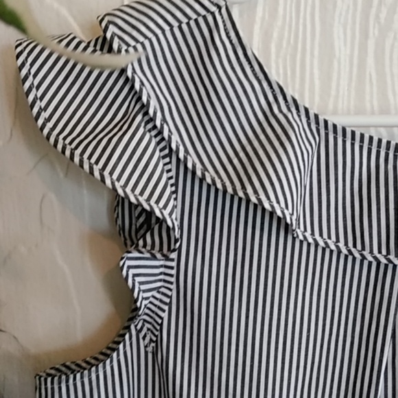 J. Crew striped ruffle sleeveless top shirt size 6 - Picture 3 of 8